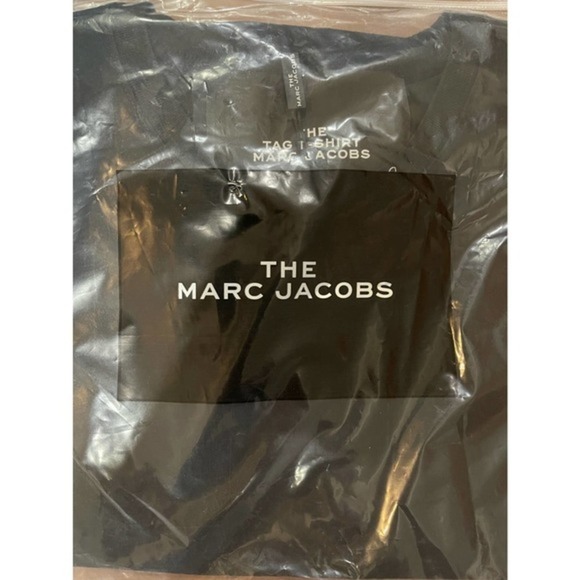 Marc Jacobs The Tag Tee - Picture 3 of 8